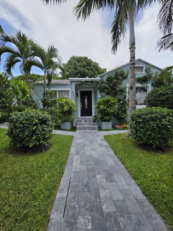 727 Glenridge Drive, West Palm Beach, FL 33405