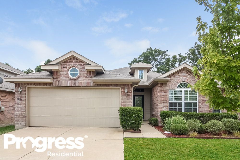 1926 Pin Oak Ln, Dallas, TX 75253