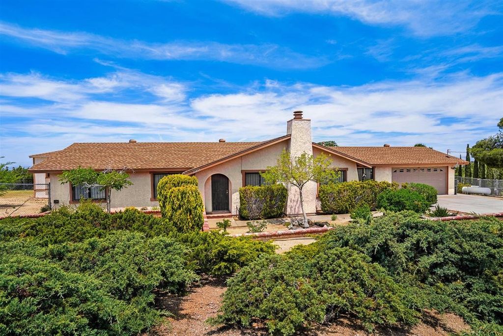 12833 Knob Hill Dr, Pearblossom, CA 3 Bed, 2 Bath SingleFamily Home 19 Photos Trulia