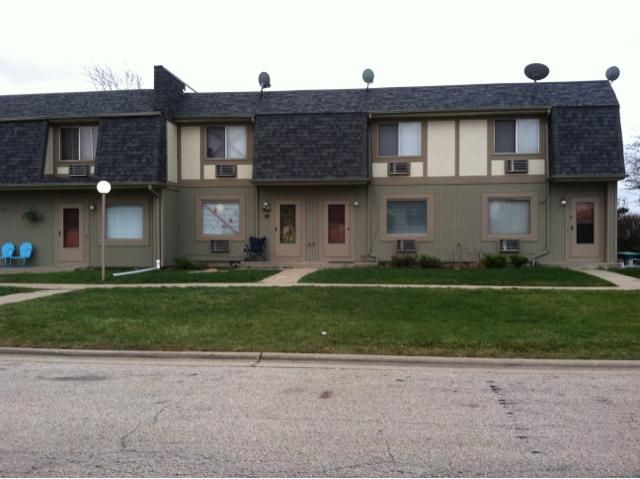 629 Oriole Ct #648, Grayslake, IL 60030