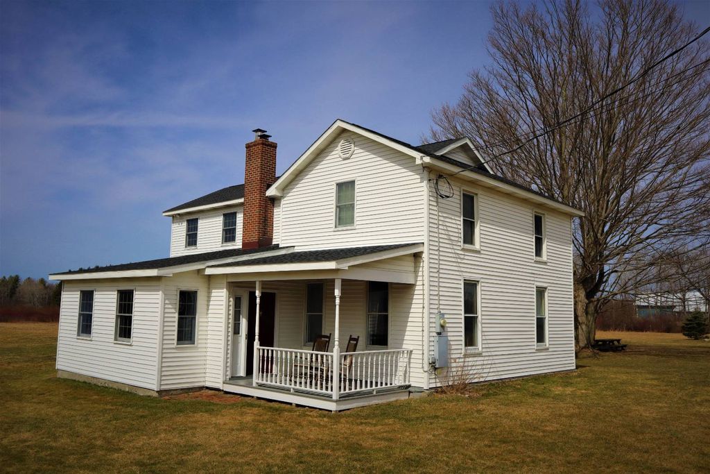 1687 Wahlgren Rd, Frewsburg, NY 14738