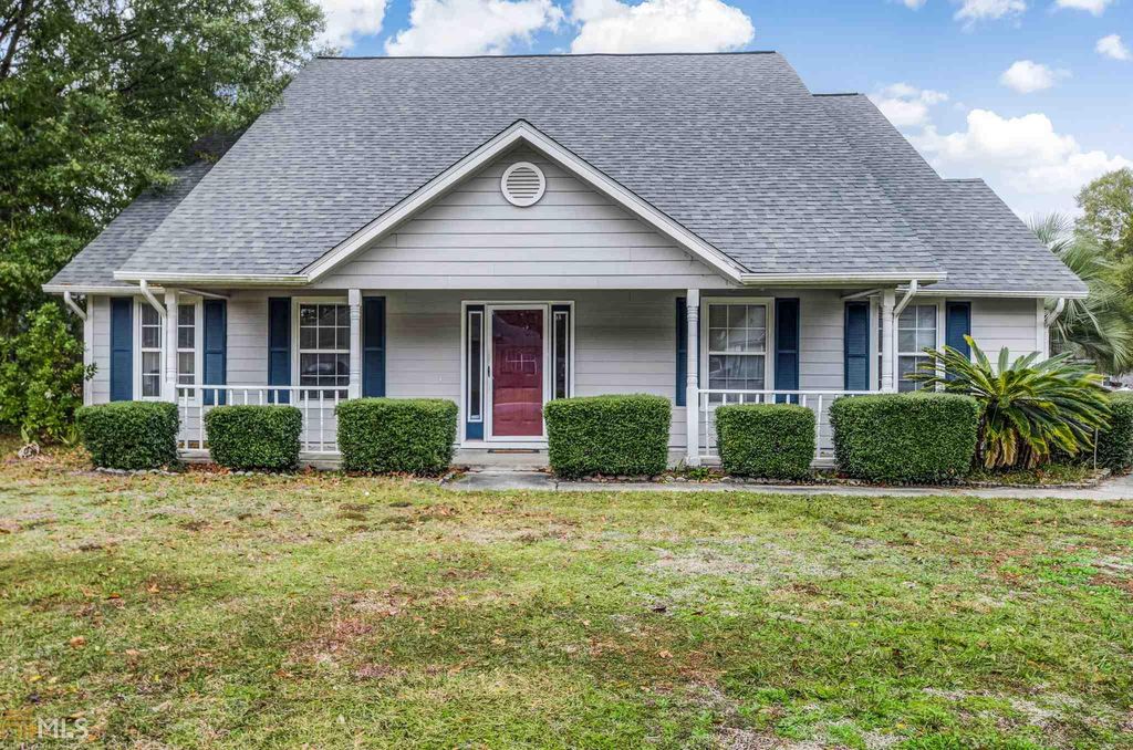 202 Lake Jordan Blvd W, Kingsland, GA 31548