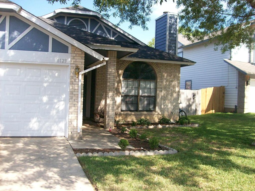 8123 Ludlow Trl, San Antonio, TX 78244