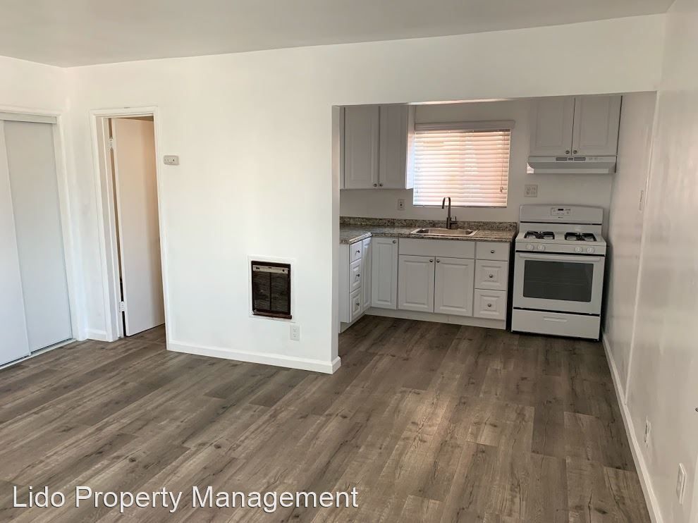 728 E Walnut St #1, Santa Ana, CA 92701