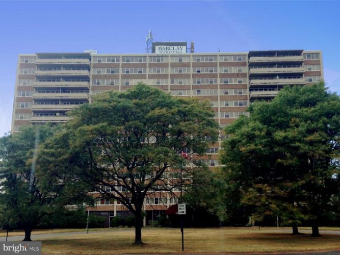 907 Barclay Towers, Cherry Hill, NJ 08034