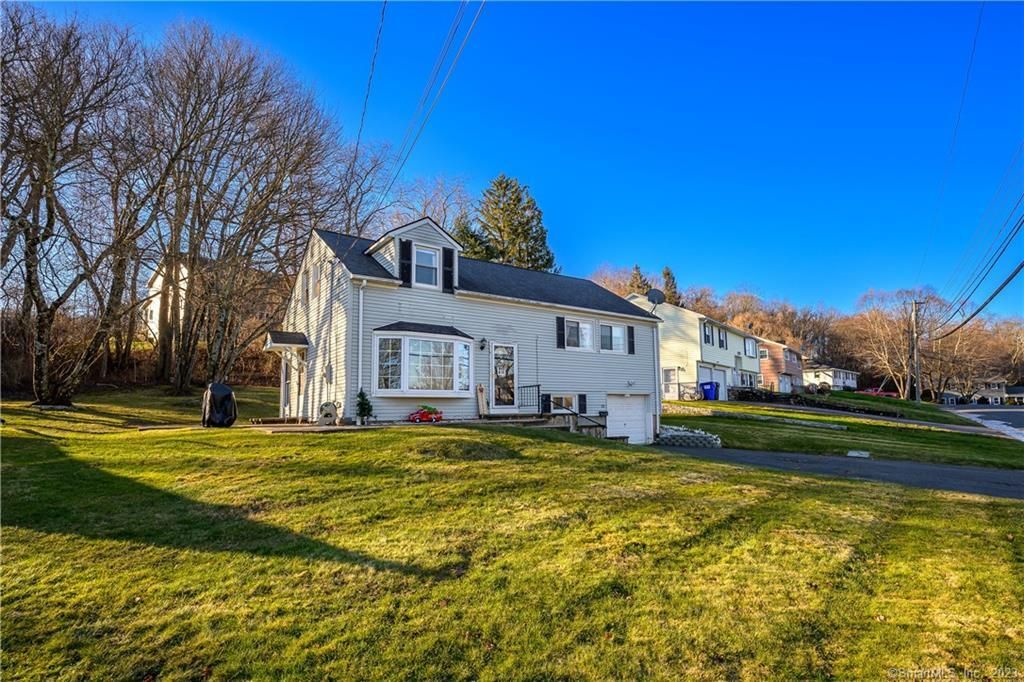 55 Lockwood Dr, Watertown, CT 06795 Trulia
