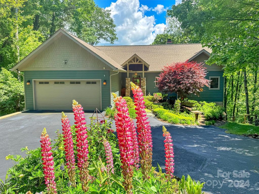 16 Rambling Ridge Rd, Waynesville, NC 28786 MLS 4142756 Trulia