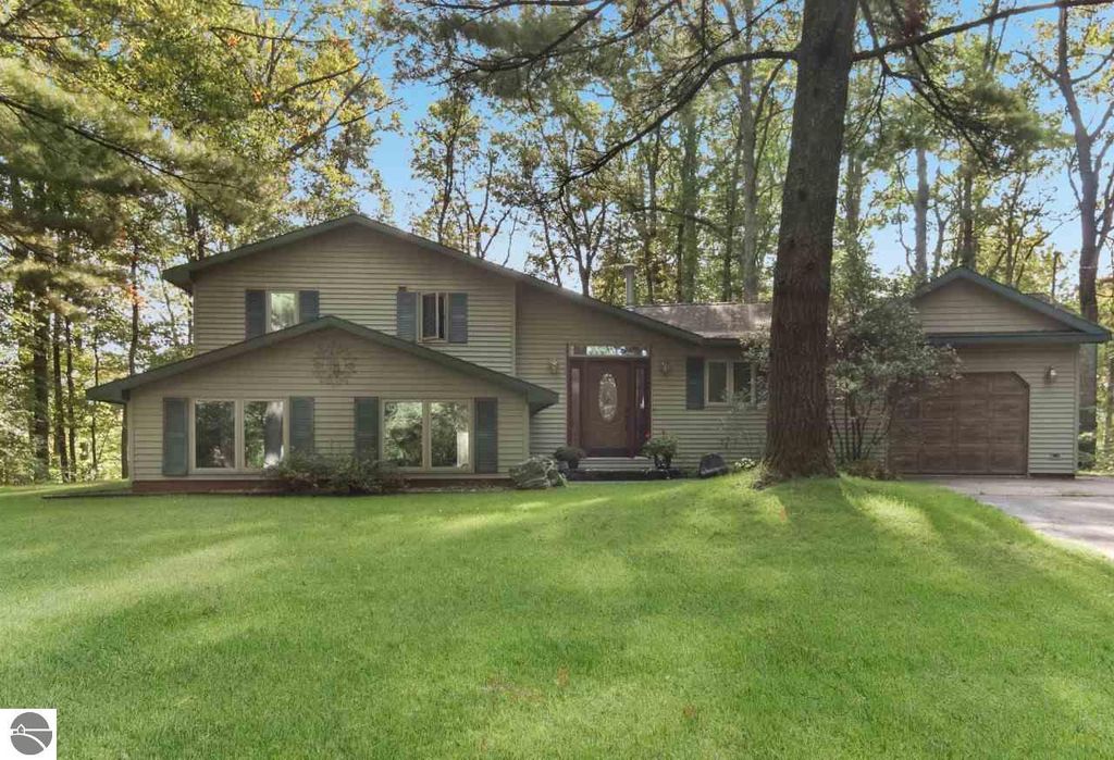 225 Pierce St, Fife Lake, MI 49633 Trulia