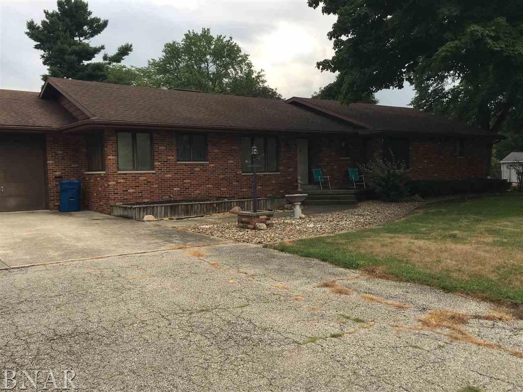 521 Davis St, Chenoa, IL 61726 Trulia