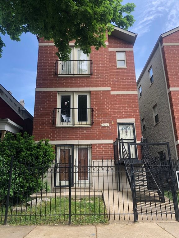 3052 W Flournoy St, Chicago, IL 60612