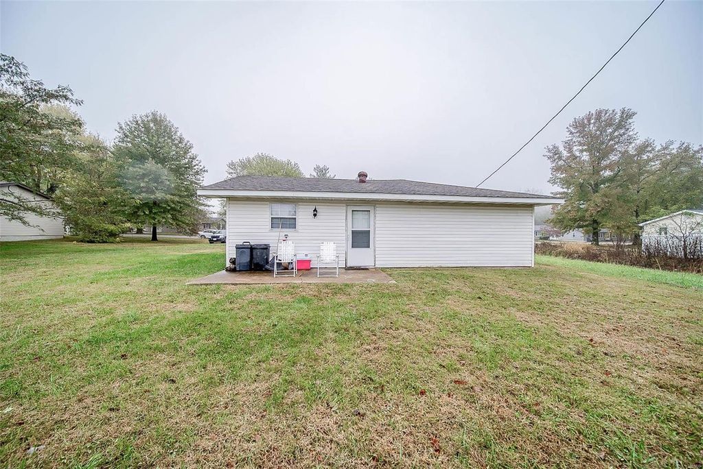 533 Walters A&b St, Saint James, MO 65559 4 Bed, 2 Bath MultiFamily