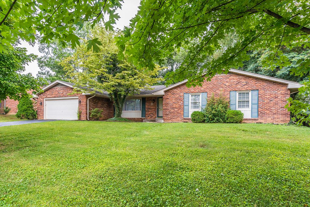 733 Malabu Dr, Lexington, KY 40502