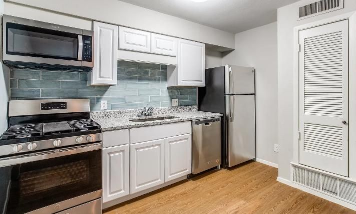 1611 W 39th 12 St, Austin, TX 78756