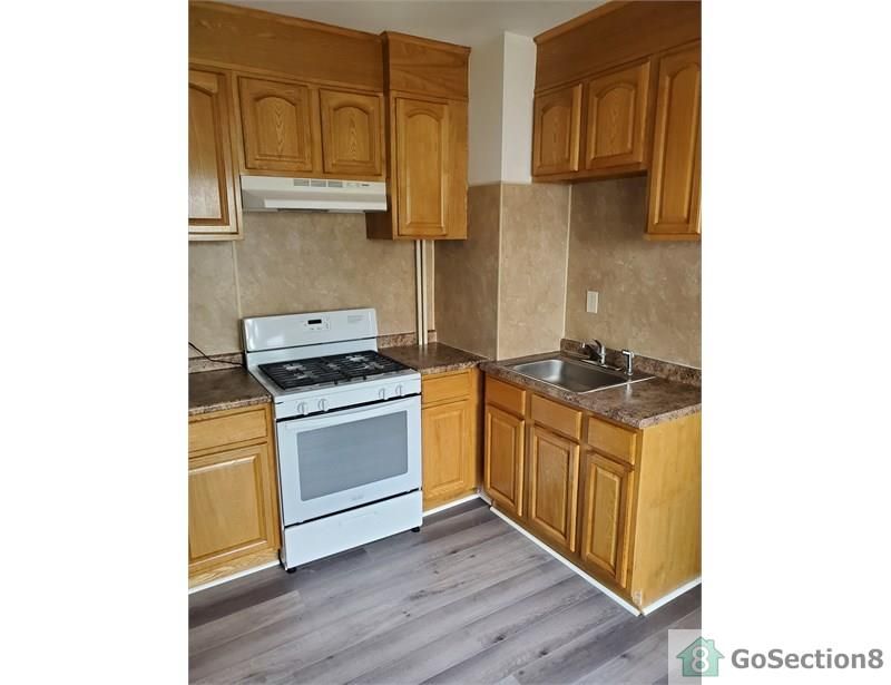 219 Bond St #1, New Britain, CT 06053