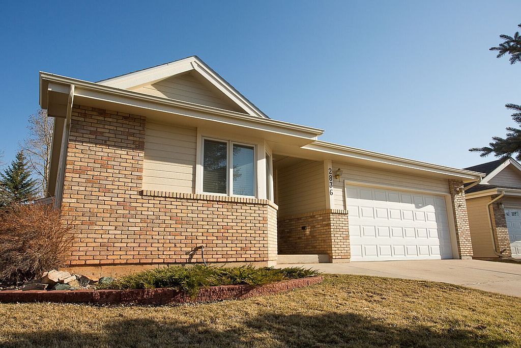 2836 Leslie Ct, Laramie, WY 82072