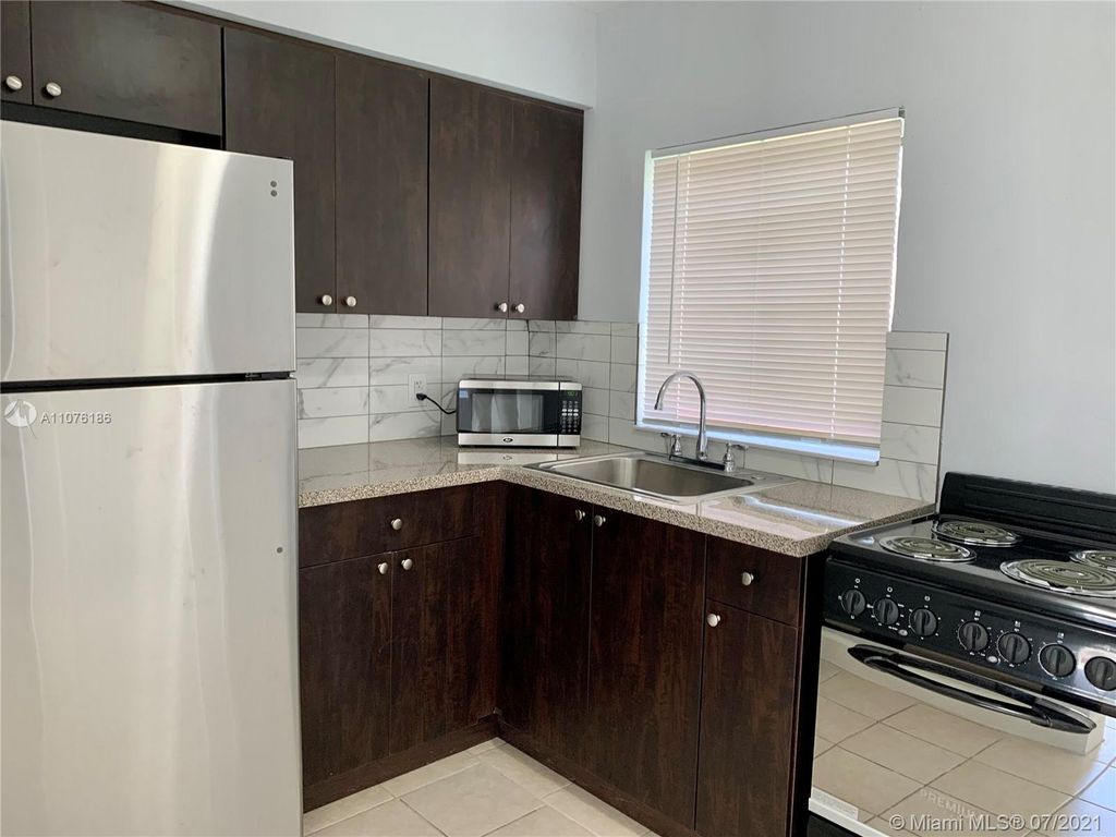 2315 Adams St #30, Hollywood, FL 33020