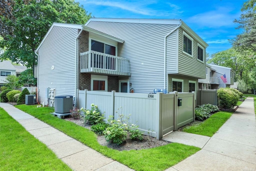 236 Springmeadow Drive UNIT A, Holbrook, NY 11741 MLS 3555305 Trulia