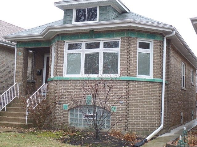 7649 W Sunset Dr, Elmwood Park, IL 60707