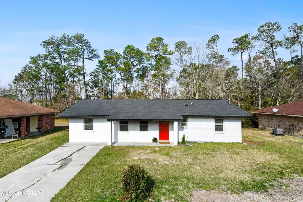579 Easterbrook St, Bay Saint Louis, MS 39520 Trulia
