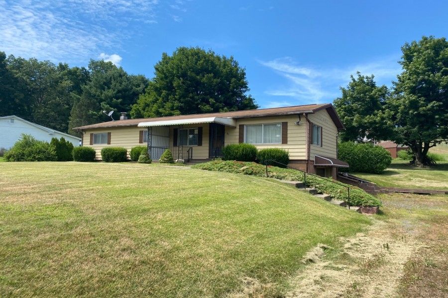 61 W County Rd, Sugarloaf, PA 18249 SingleFamily Home 7 Photos Foreclosure Trulia