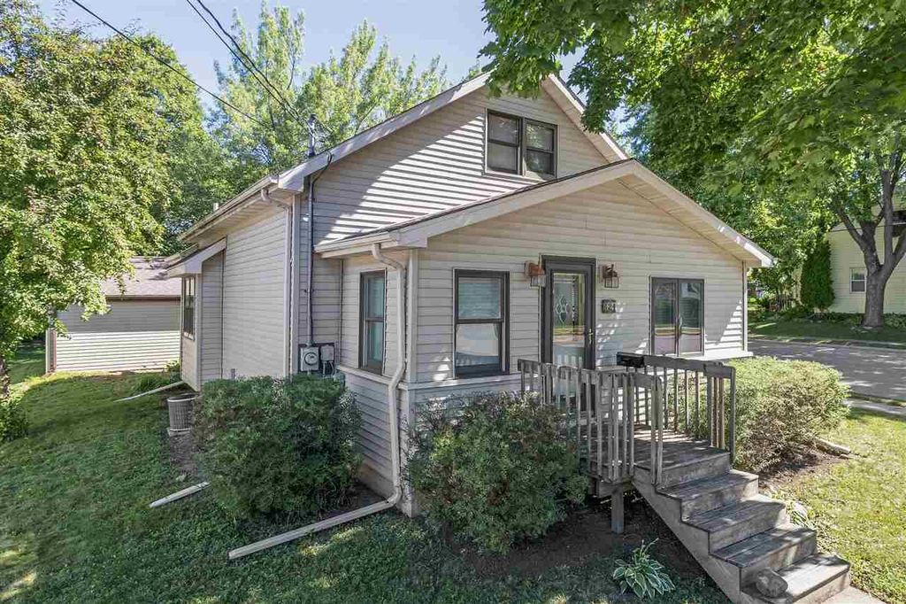 824 Park Ave, Little Chute, WI 54140 Trulia