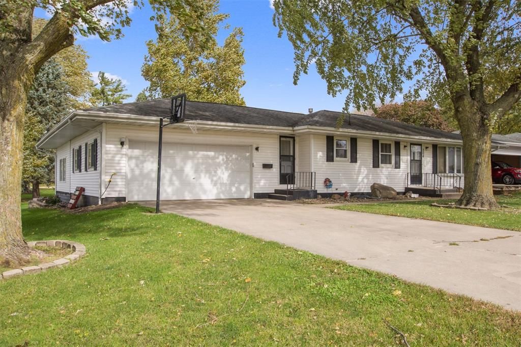 204 5th St E, Newhall, IA 52315 Trulia