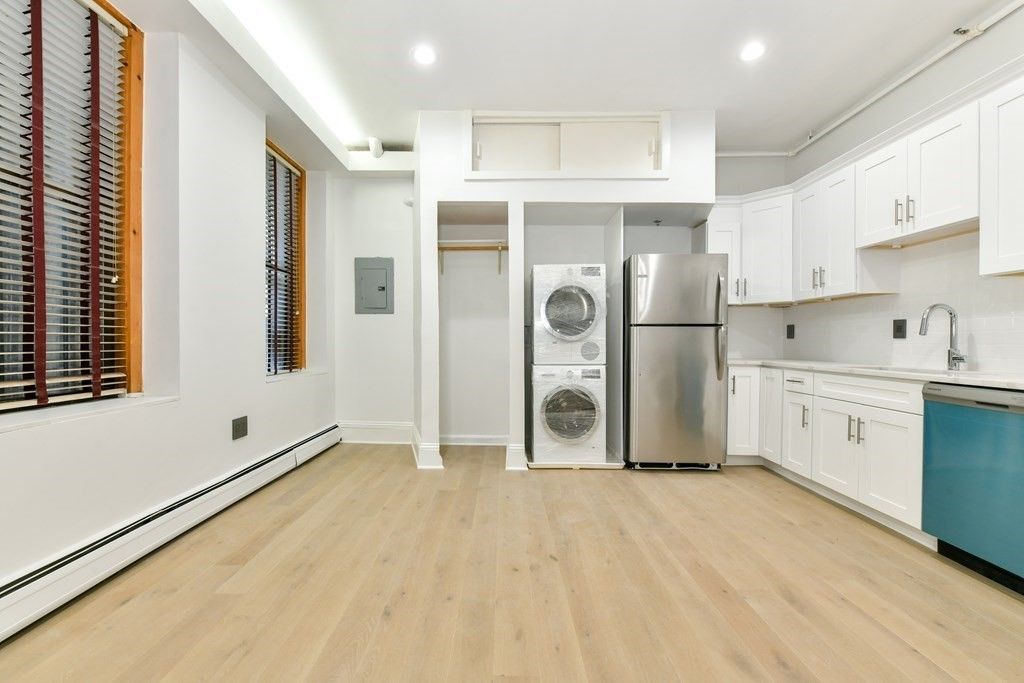 362 Commonwealth Ave #LC, Boston, MA 02115