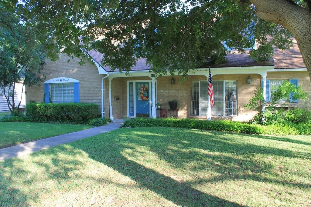 503 Minter St, Uvalde, TX 78801 Trulia
