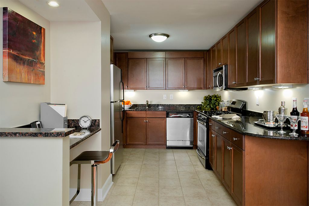 5901 Montrose Rd #S1602, North Bethesda, MD 20852