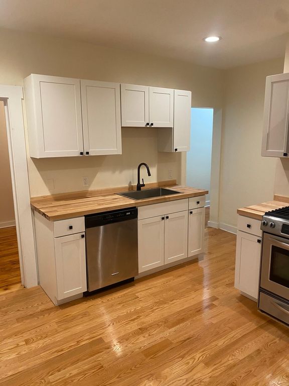 64-66 Pleasant St #3, Cambridge, MA 02139
