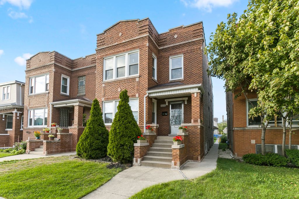 5228 W Henderson St, Chicago, IL 60641