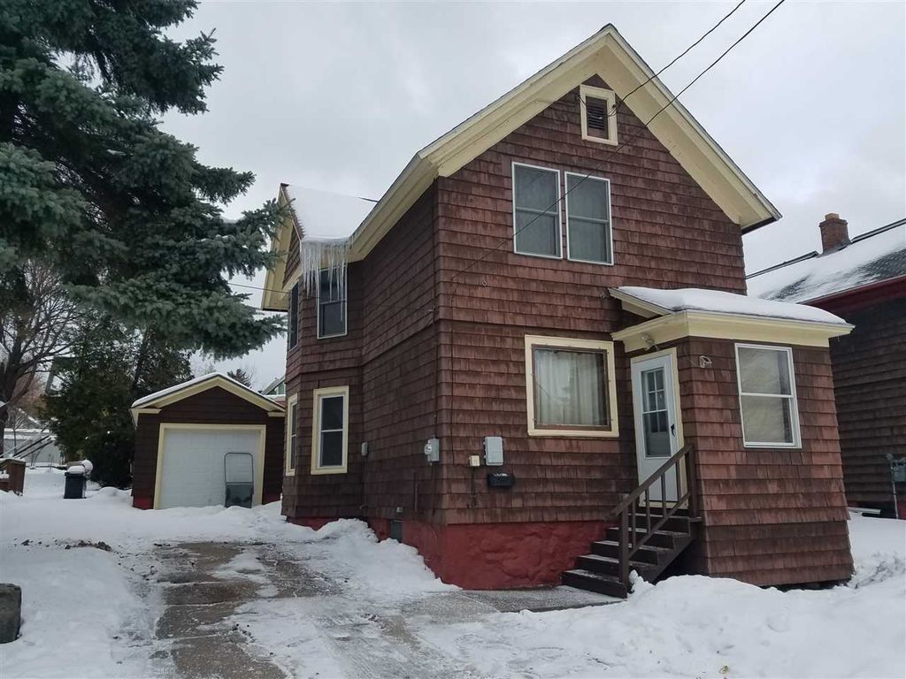 803 Hancock St, Hancock, MI 3 Bed, 1 Bath SingleFamily Home 47