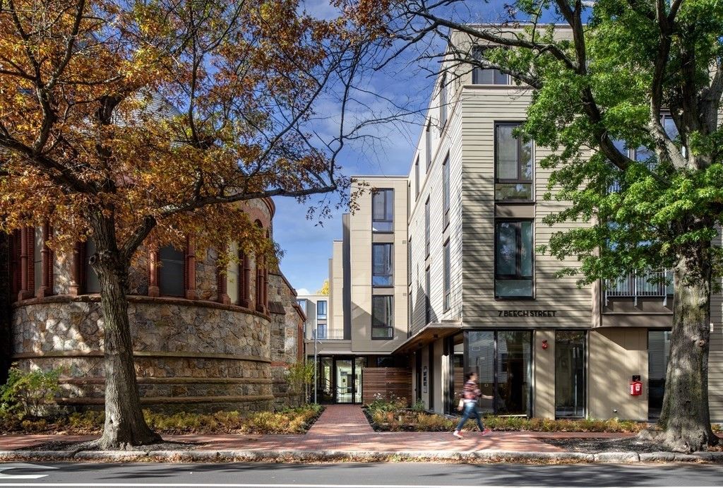 7 Beech St #304, Cambridge, MA 02140