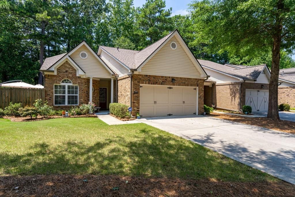 3231 Abbott Dr 7, Powder Springs, GA 3 Bed, 2 Bath Condo 124