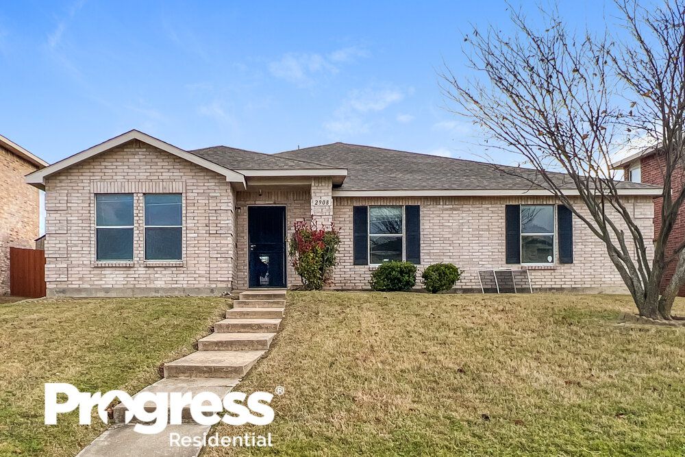 2908 Cottage Ln, Lancaster, TX 75134