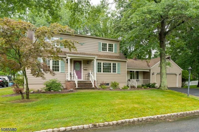 8 Milton Ave, Florham Park, NJ 07932 Trulia