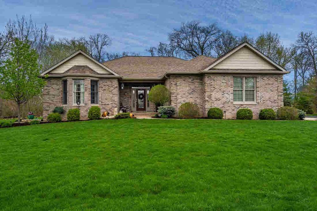 1 Autumn Creek Ct, Coal Valley, IL 4 Bed, 4 Bath SingleFamily Home