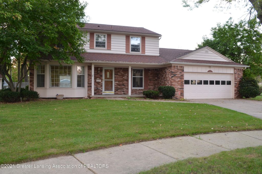 1918 Keegan Ct, Lansing, MI 48917