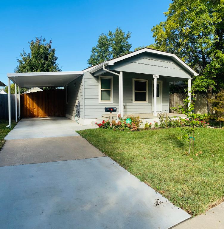 1247 S Lulu Ave, Wichita, KS 67211