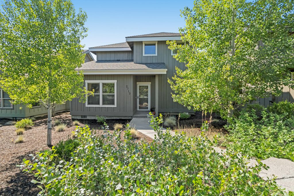 2713 Skyliners Rd, Bend, OR 97703