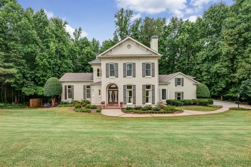 3 Meeting St, Roswell, GA 6 Bed, 6 Bath SingleFamily Home 40