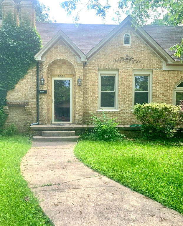 2602 Pine St, Texarkana, TX 75503