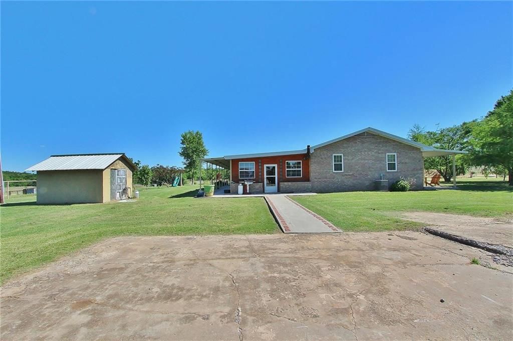 6435 S Methodist Rd, Hinton, OK 2 Bath SingleFamily Home 25 Photos