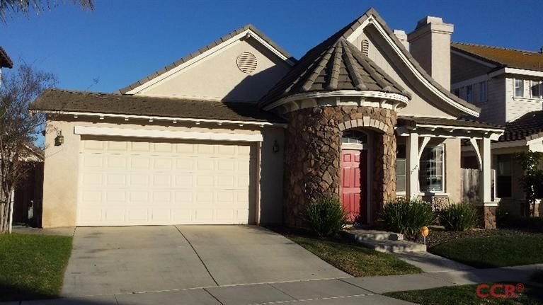 1724 Capitola St, Santa Maria, CA 93458