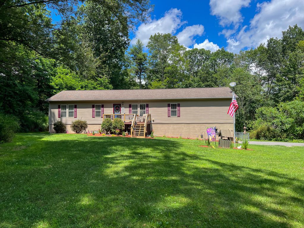 341 Elizabeth Kay Ln, Lewisburg, WV 24901