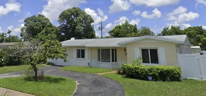 Address Not Disclosed, Lauderdale Lakes, FL 33311