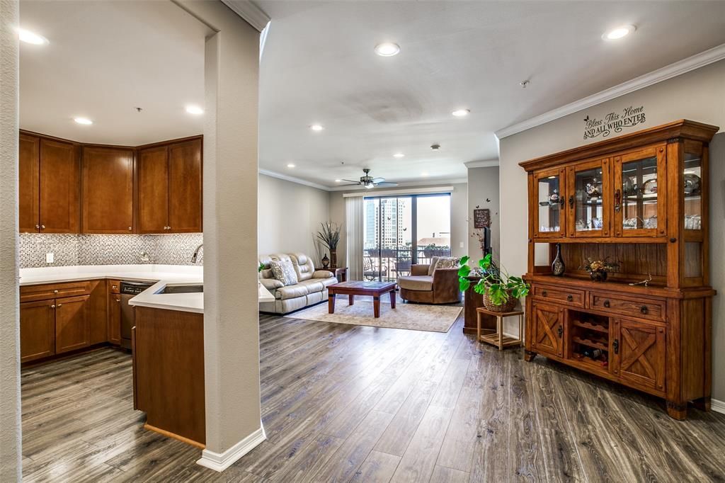 330 Las Colinas Blvd #824, Irving, TX 75039