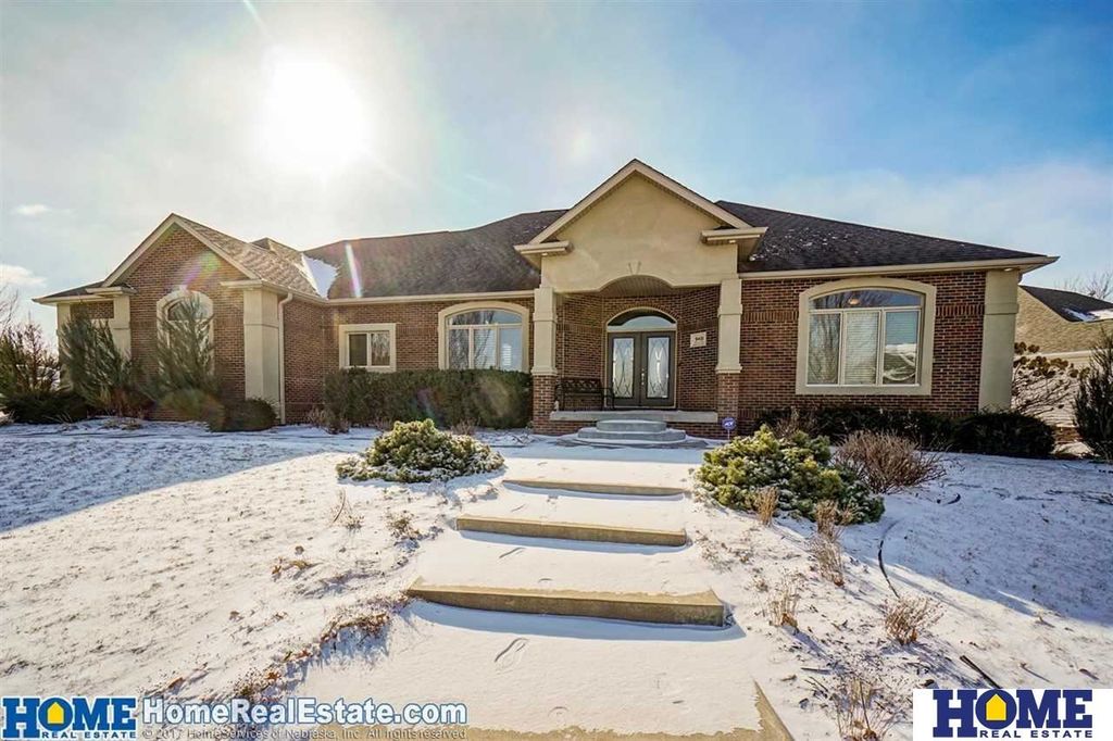 9401 Thornwood Dr, Lincoln, NE 68512 Trulia