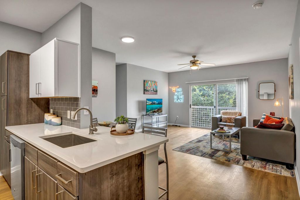 709 W 22nd St, Austin, TX 78705