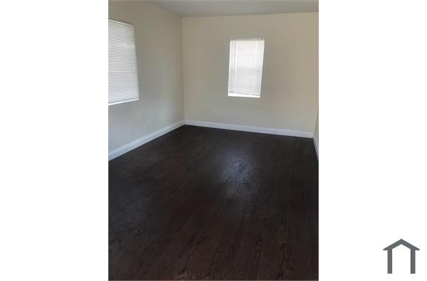 409 W Van Buren Ave #5, Las Vegas, NV 89106